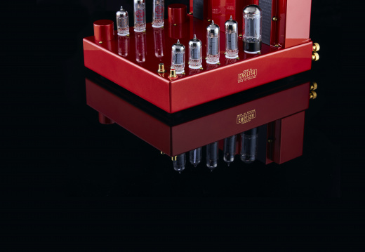 Braeburn Orange Pickup shots AP018441