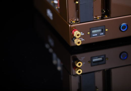 Stereo 21C Bronze AP014637