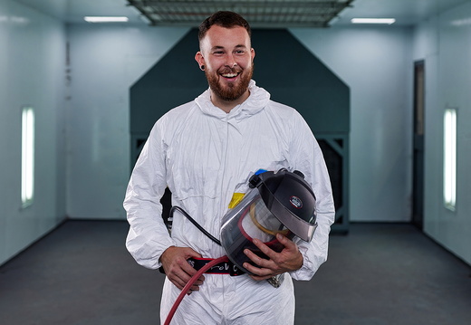 EA Joe in Spraybooth 17.08.23 IMG 8767 small