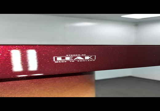 Stereo 20 - Aston Martin Divine Red