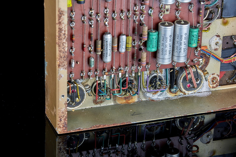 Stereo 21C_Golden Leak Restoration_22502_small.jpg