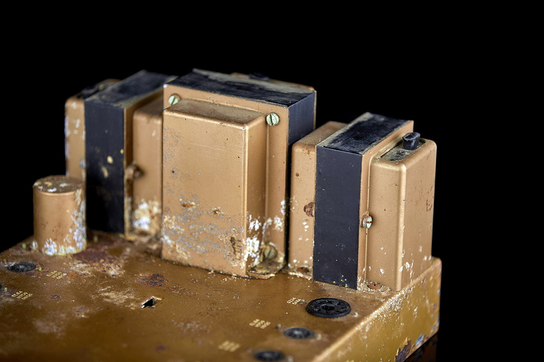 Stereo 21C_Golden Leak Restoration_AP014731_small.jpg